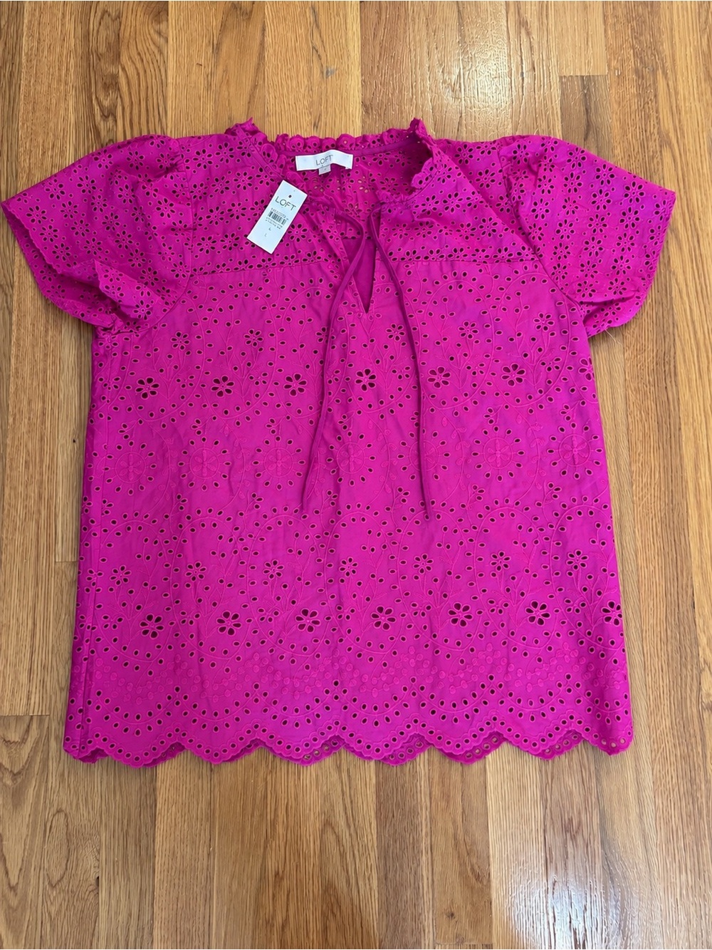 LOFT Fuchsia Pink Floral Eyelet Embroidered Blouse Size Large NWT